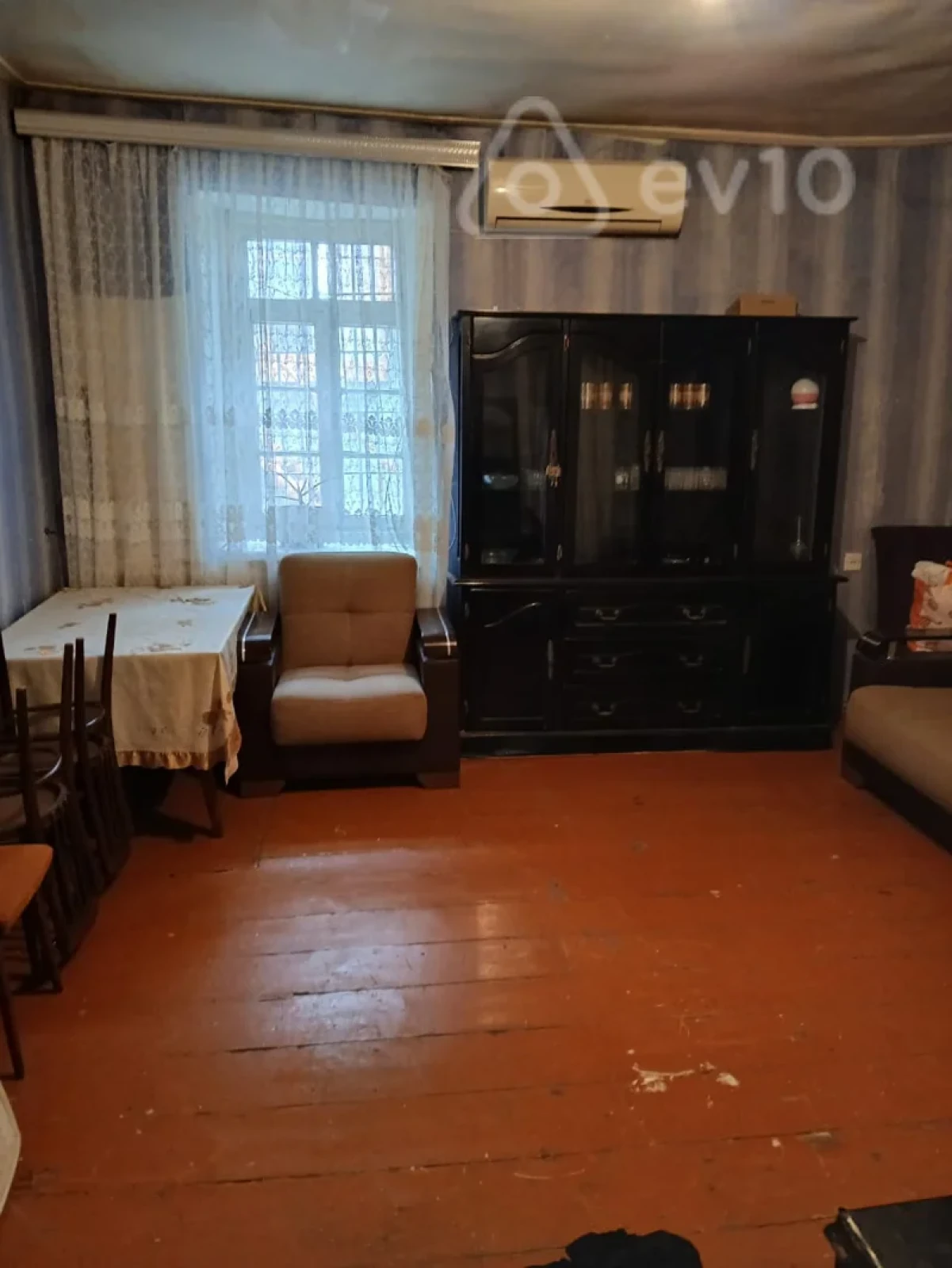 Satılır 2 otaqlı köhnə tikili 70 m²