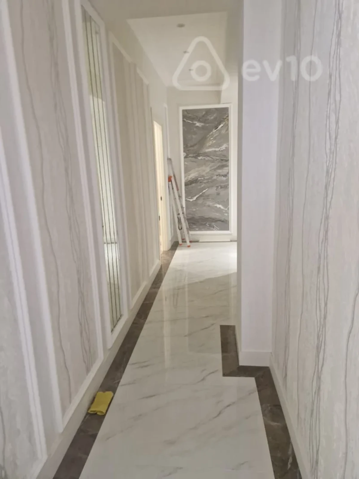 Kirayə verilir 2 otaqlı yeni tikili 112 m²