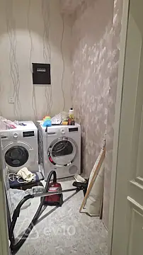 Kirayə verilir 2 otaqlı yeni tikili 112 m²