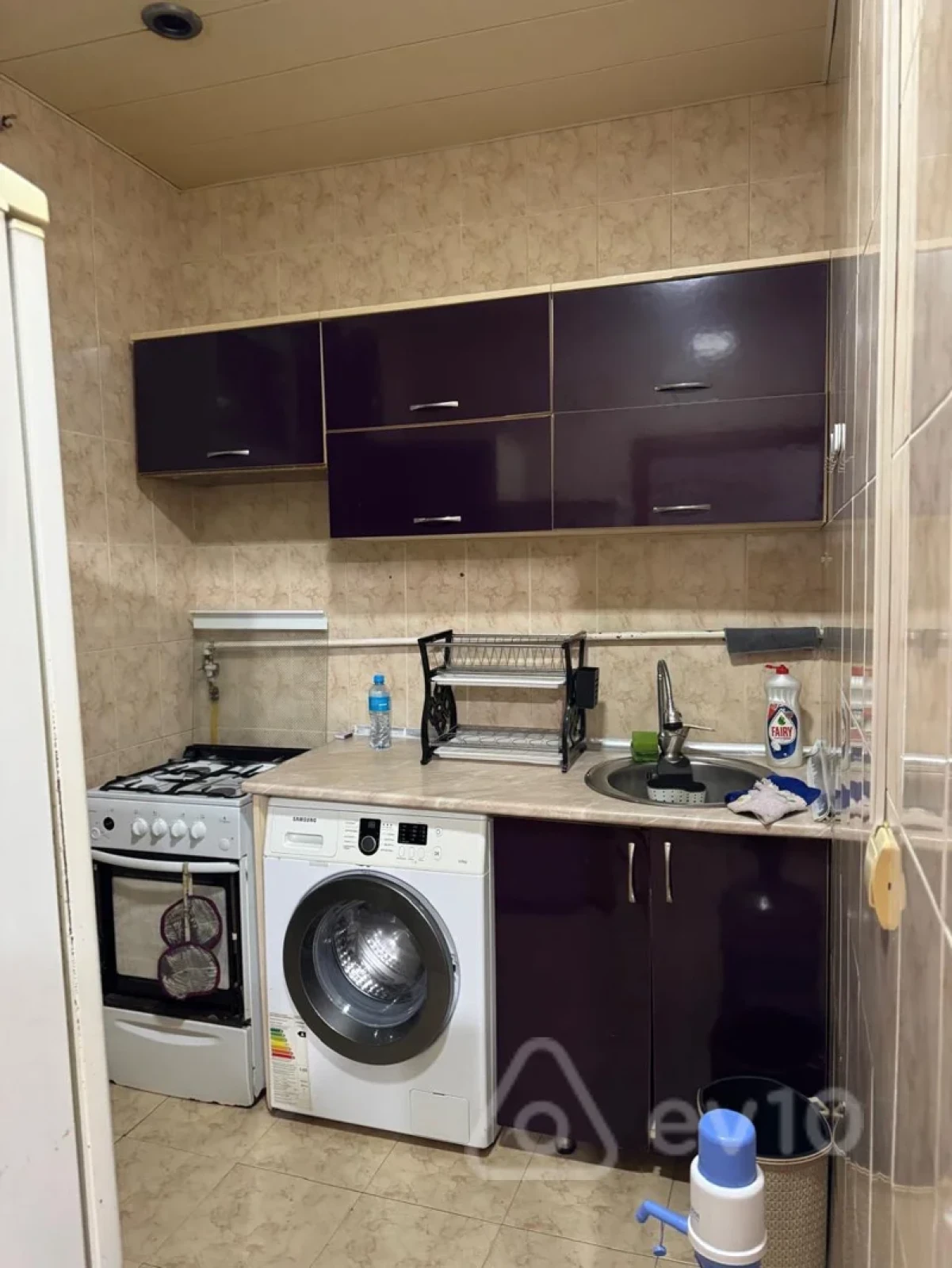 Kirayə verilir 2 otaqlı köhnə tikili 50 m²