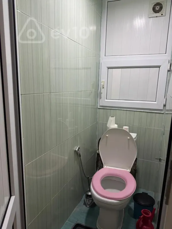 Kirayə verilir 2 otaqlı köhnə tikili 50 m²