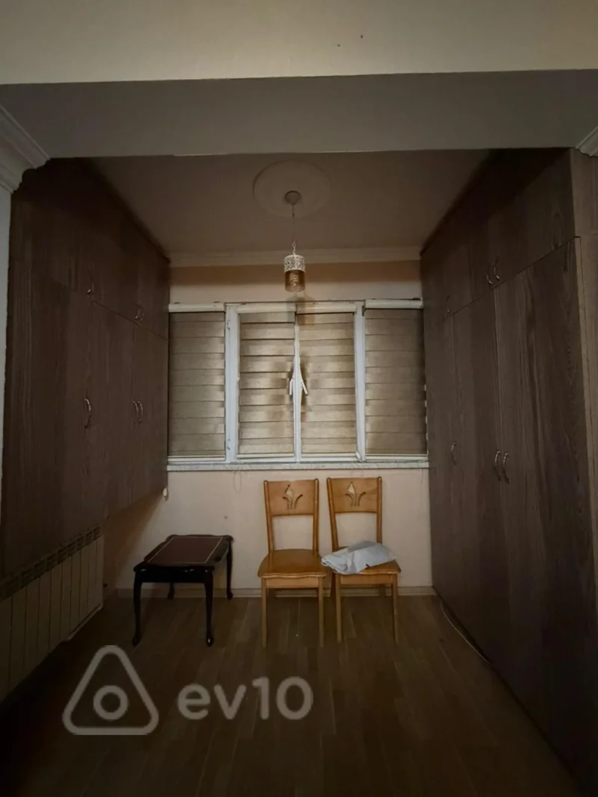 Kirayə verilir 2 otaqlı köhnə tikili 50 m²