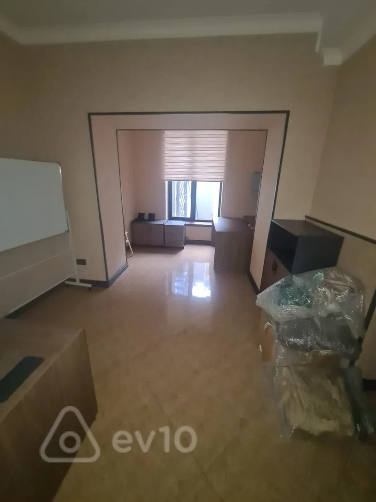 Kirayə verilir mənzil 130 m²