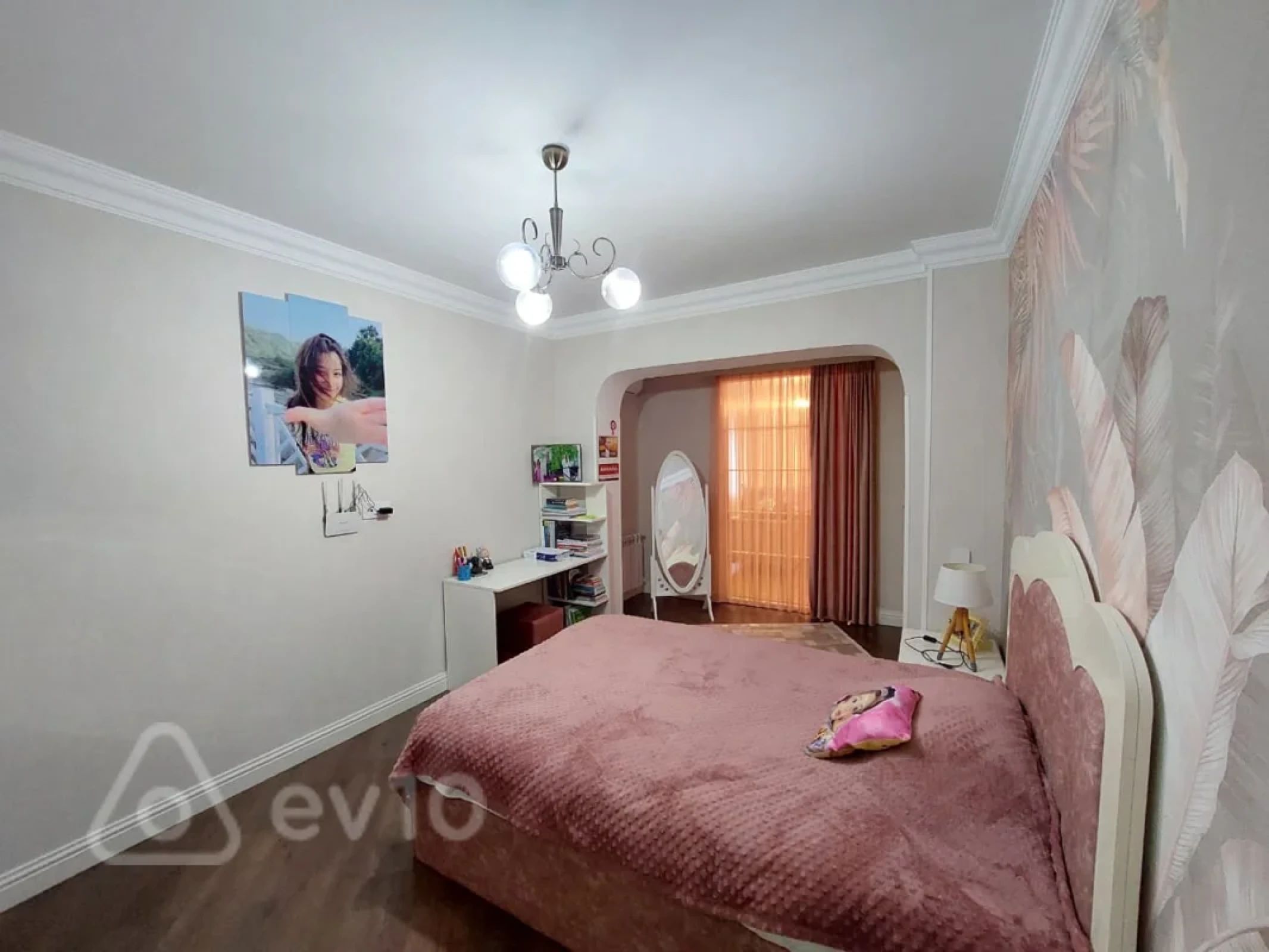 Satılır 3 otaqlı köhnə tikili 110 m²