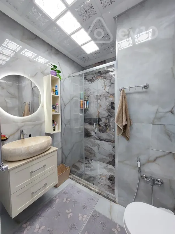 Satılır 3 otaqlı köhnə tikili 110 m²