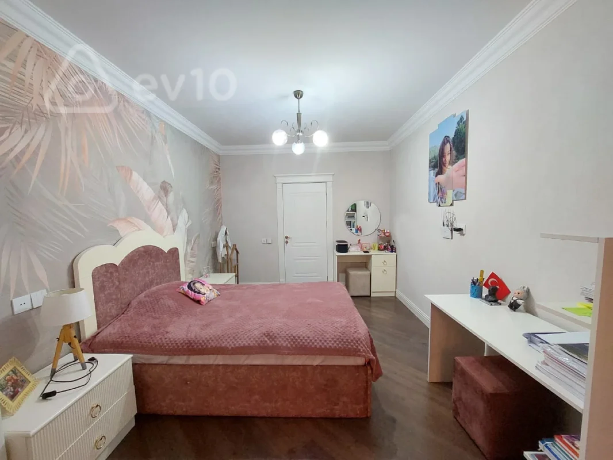 Satılır 3 otaqlı köhnə tikili 110 m²