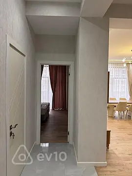 Satılır 2 otaqlı yeni tikili 80 m²