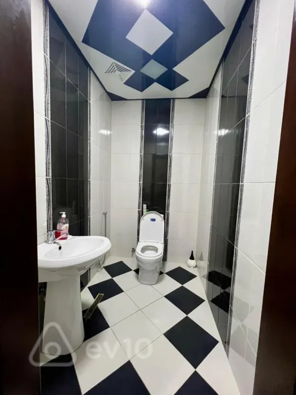 Satılır 3 otaqlı yeni tikili 120 m²