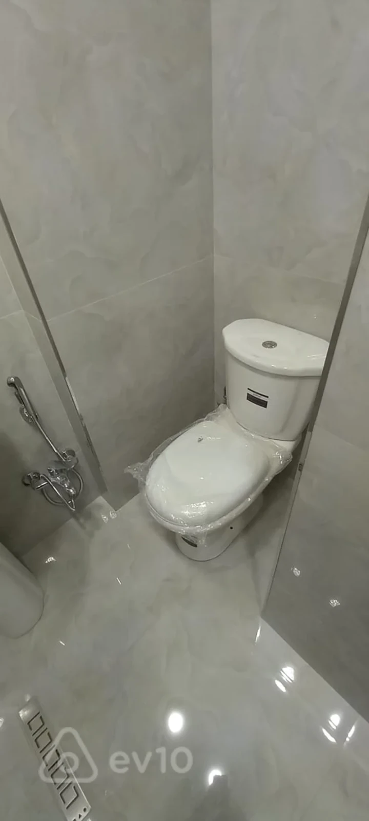 Satılır 2 otaqlı yeni tikili 47 m²