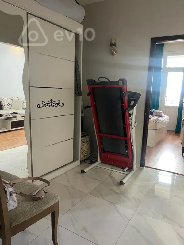 Satılır 2 otaqlı yeni tikili 50 m²