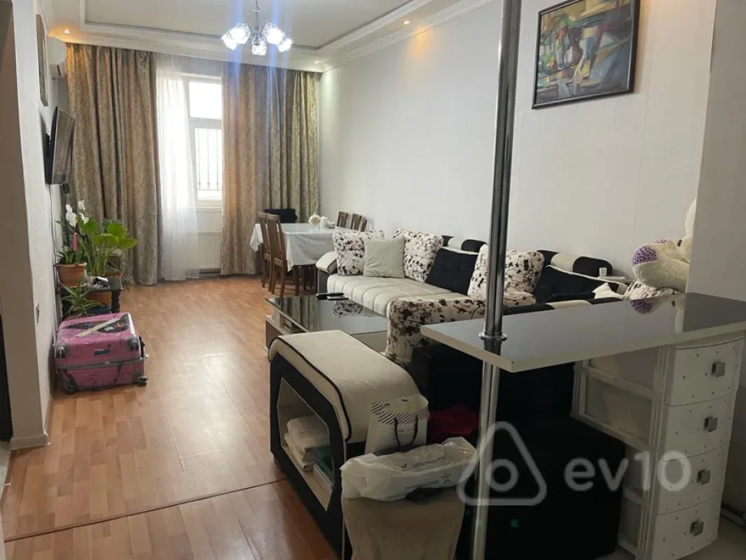 Satılır 2 otaqlı yeni tikili 50 m²