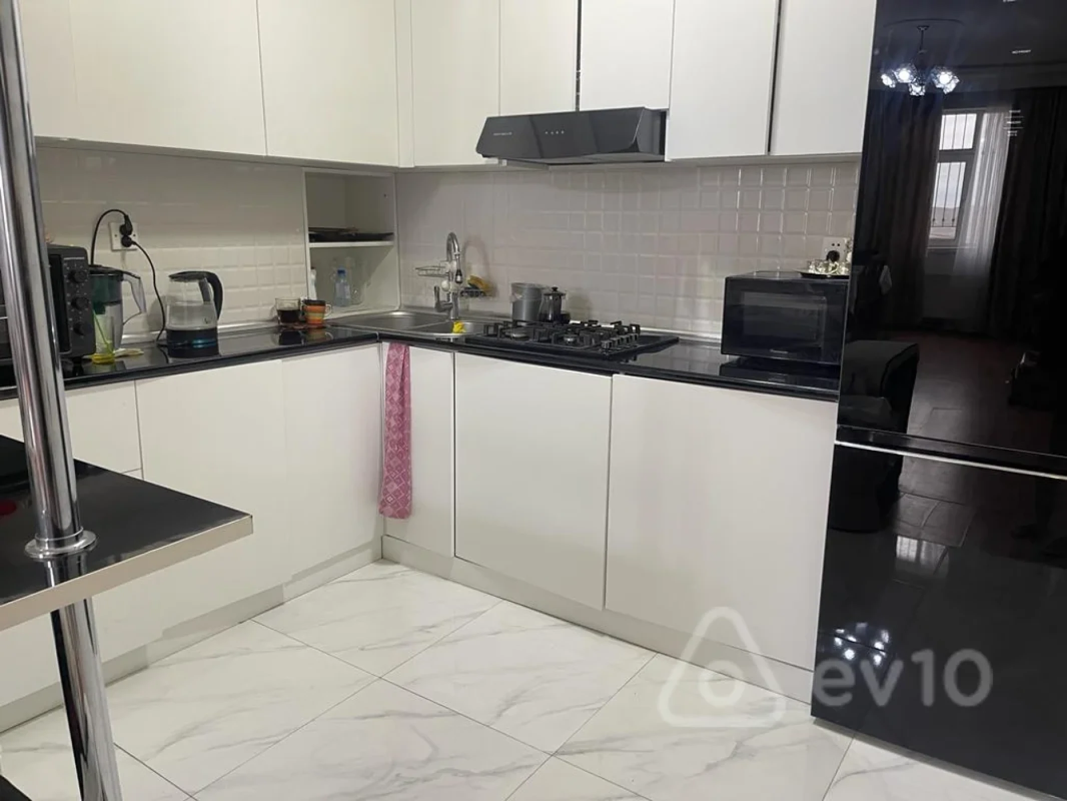 Satılır 2 otaqlı yeni tikili 50 m²