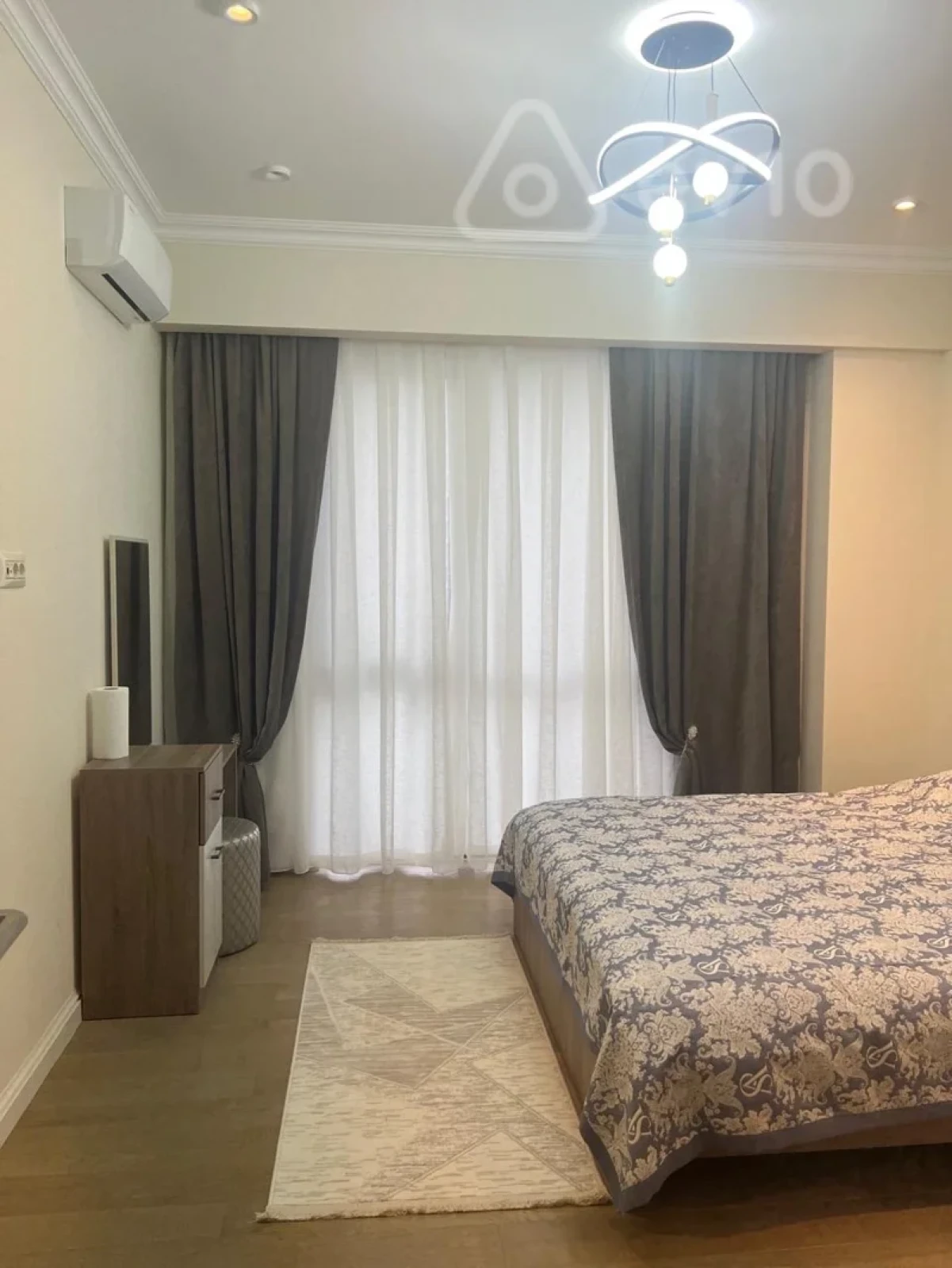 Kirayə verilir 2 otaqlı yeni tikili 65 m²