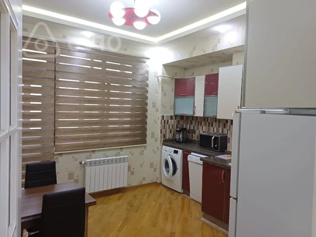Kirayə verilir 2 otaqlı yeni tikili 94 m²