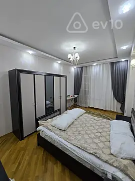 Kirayə verilir 2 otaqlı yeni tikili 94 m²