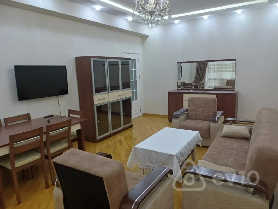 Kirayə verilir 2 otaqlı yeni tikili 94 m²