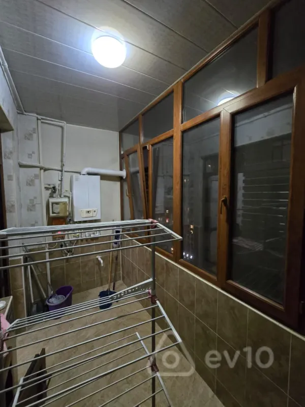 Kirayə verilir 2 otaqlı yeni tikili 94 m²