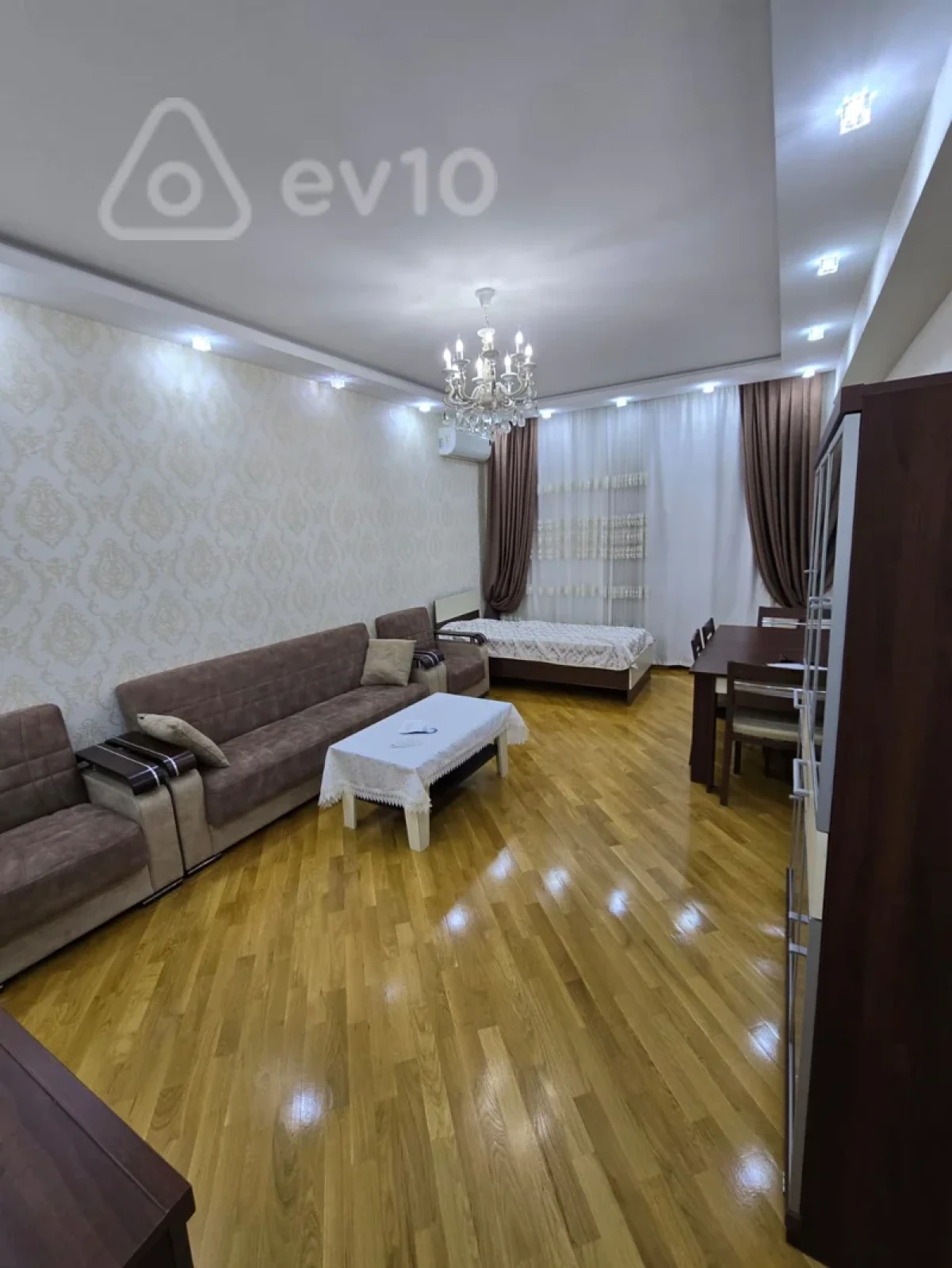 Kirayə verilir 2 otaqlı yeni tikili 94 m²