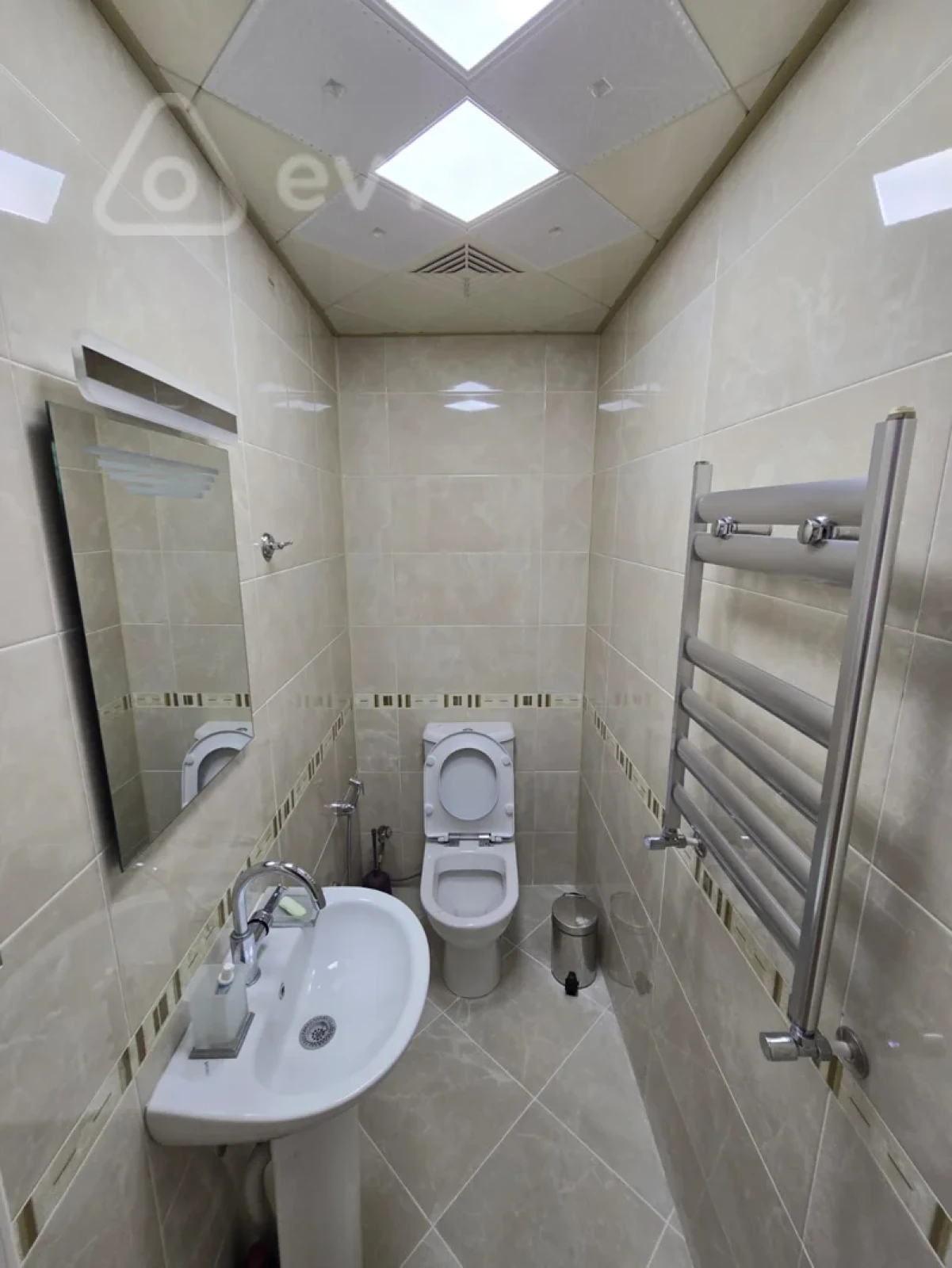 Kirayə verilir 2 otaqlı yeni tikili 94 m²