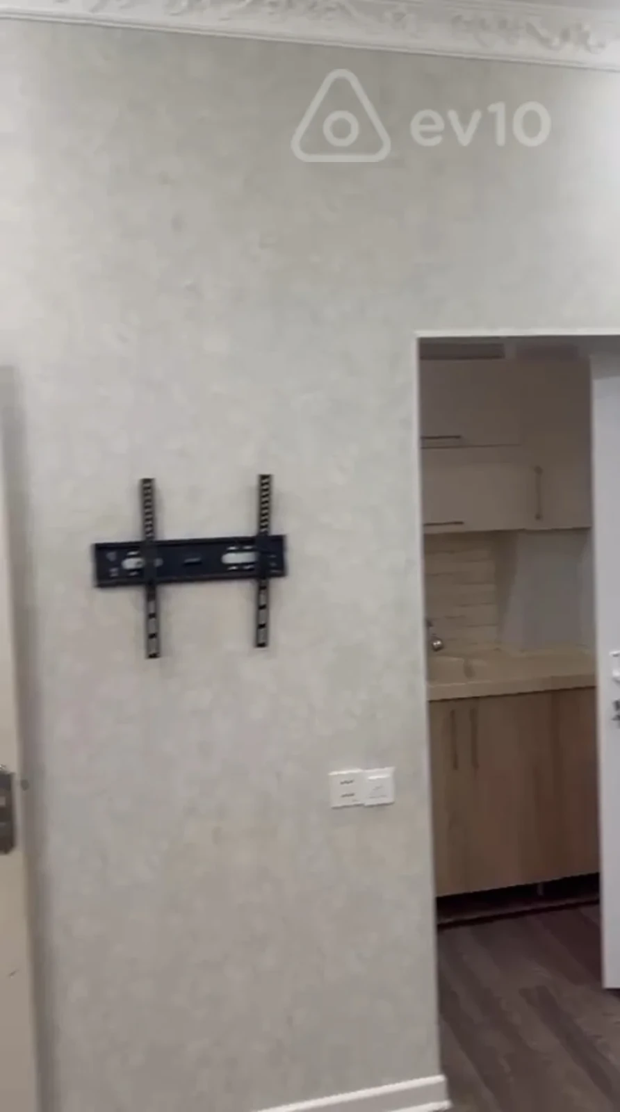 Kirayə verilir 2 otaqlı yeni tikili 50 m²