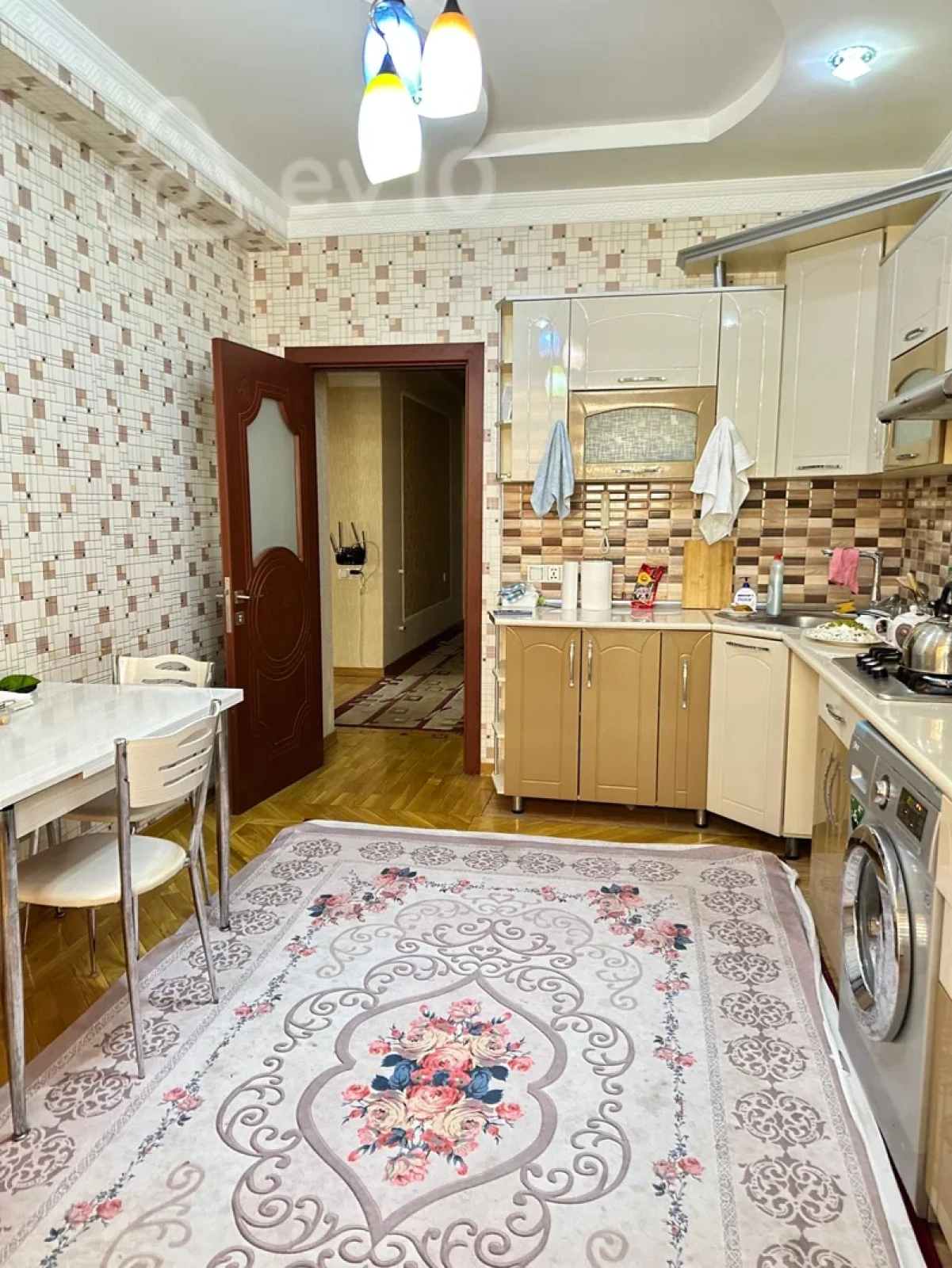 Kirayə verilir 2 otaqlı yeni tikili 120 m²