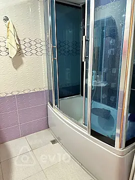 Kirayə verilir 2 otaqlı yeni tikili 120 m²