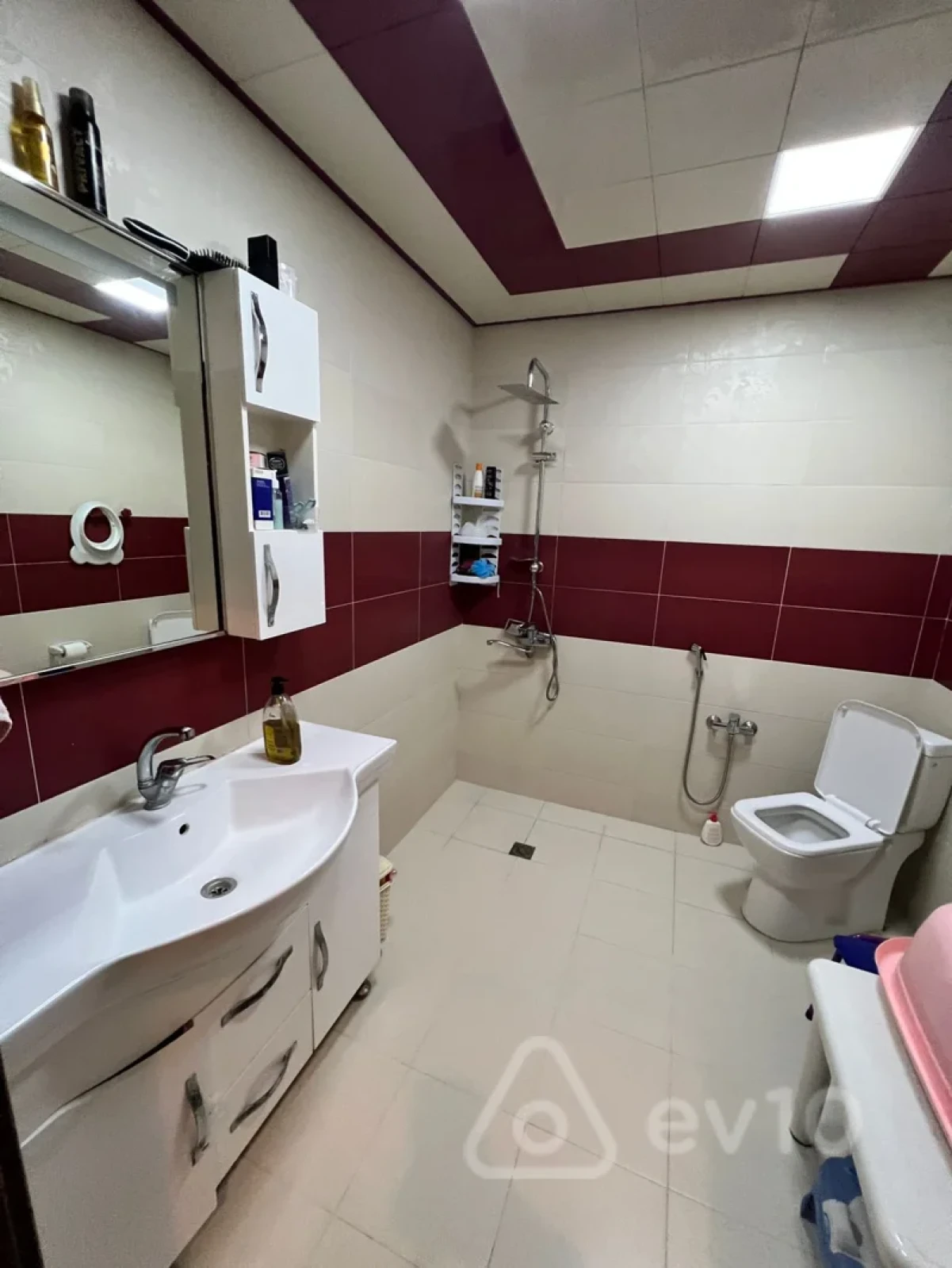 Satılır 2 otaqlı yeni tikili 86 m²