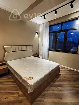 Kirayə verilir 3 otaqlı yeni tikili 65 m²