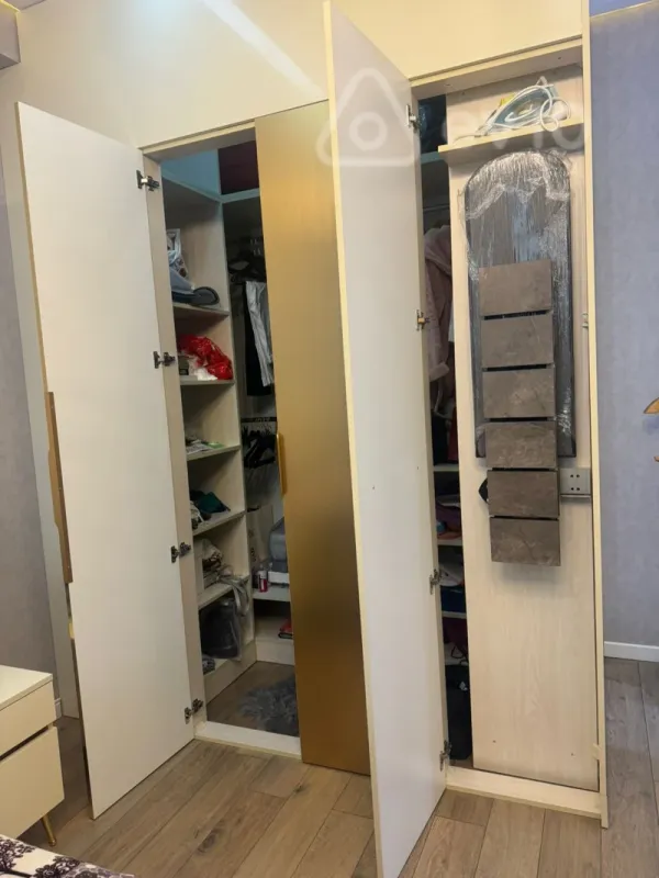 Satılır 3 otaqlı yeni tikili 105 m²