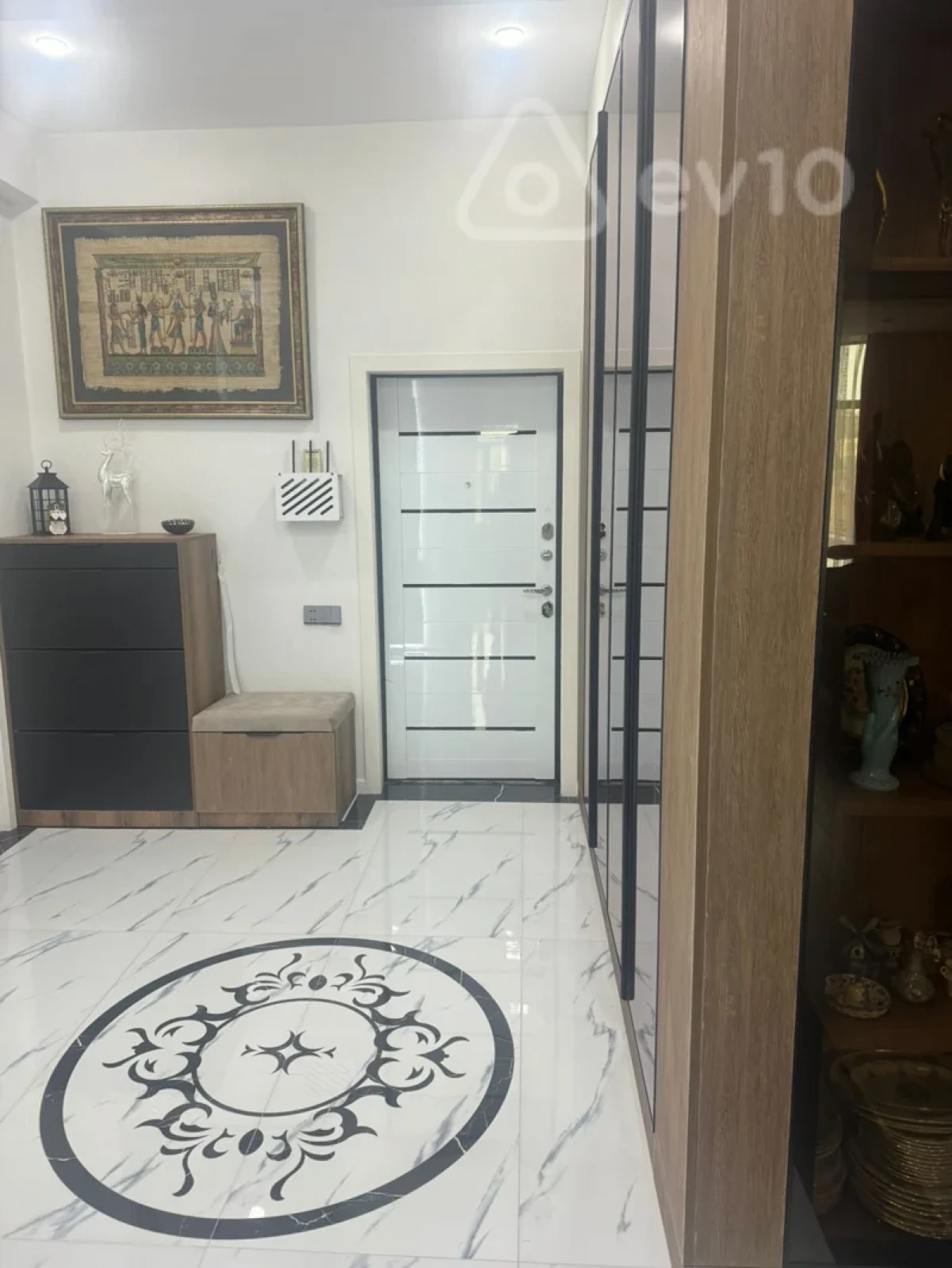Satılır 3 otaqlı yeni tikili 105 m²