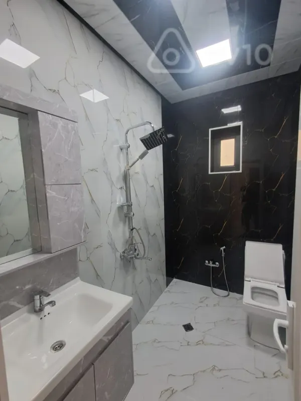 Satılır 4 otaqlı həyət evi 145 m²