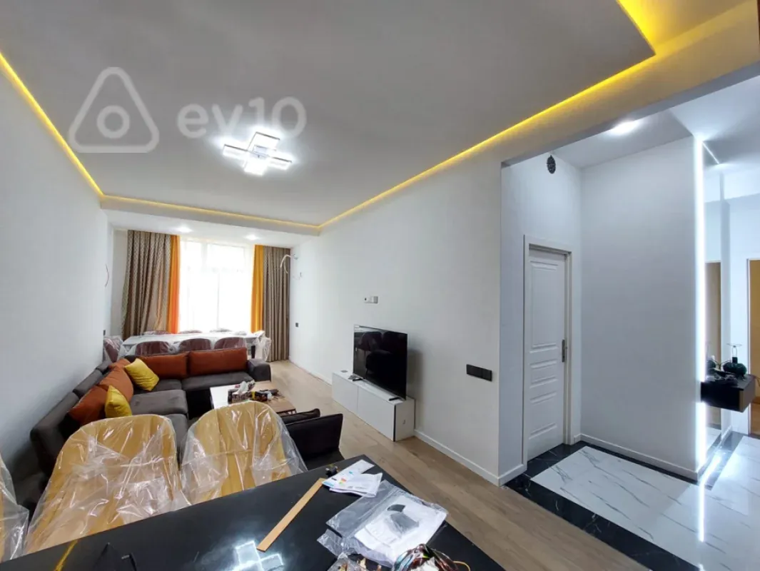 Satılır 3 otaqlı yeni tikili 105 m²