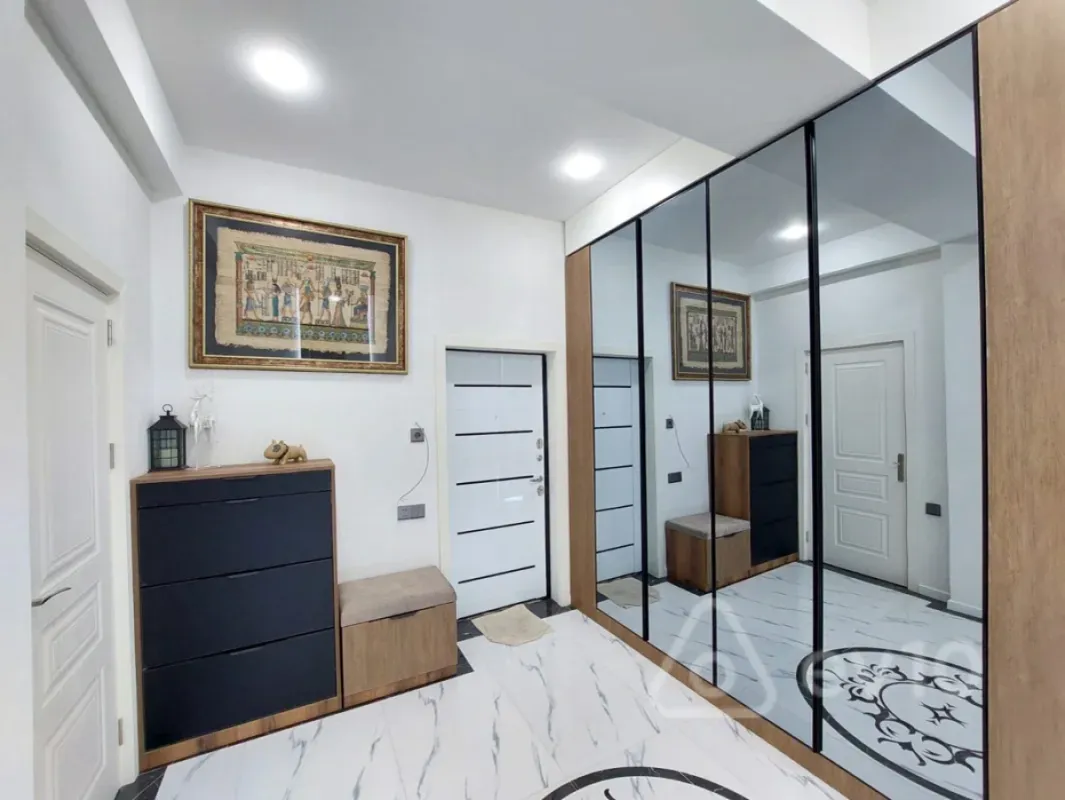 Satılır 3 otaqlı yeni tikili 105 m²