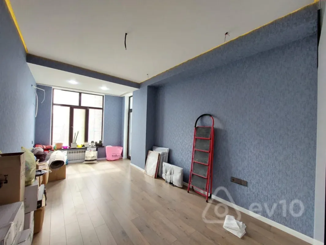 Satılır 3 otaqlı yeni tikili 105 m²