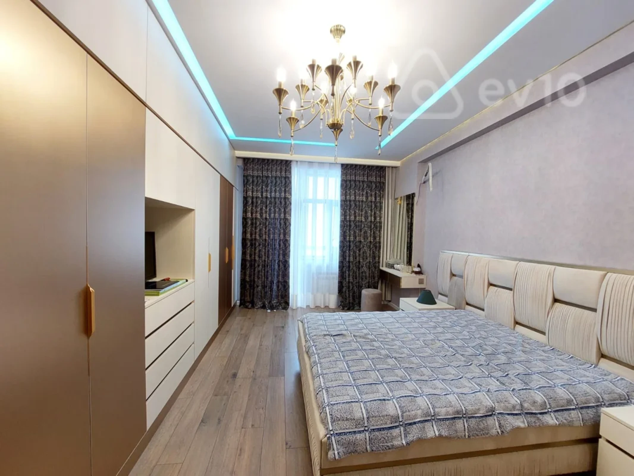 Satılır 3 otaqlı yeni tikili 105 m²