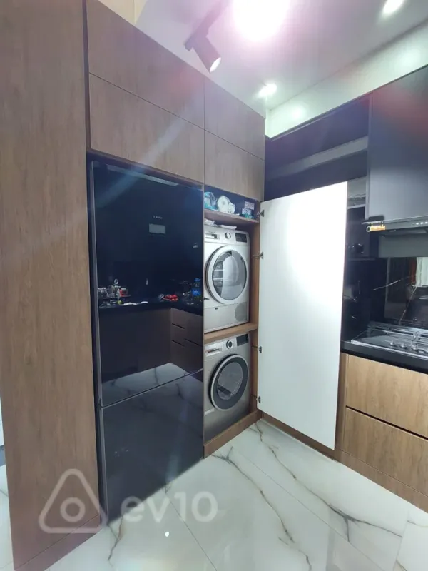 Satılır 3 otaqlı yeni tikili 105 m²