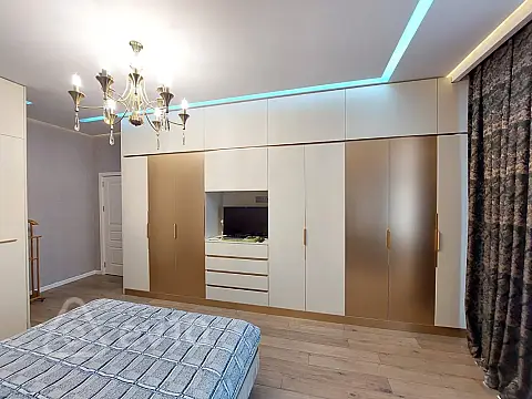 Satılır 3 otaqlı yeni tikili 105 m²