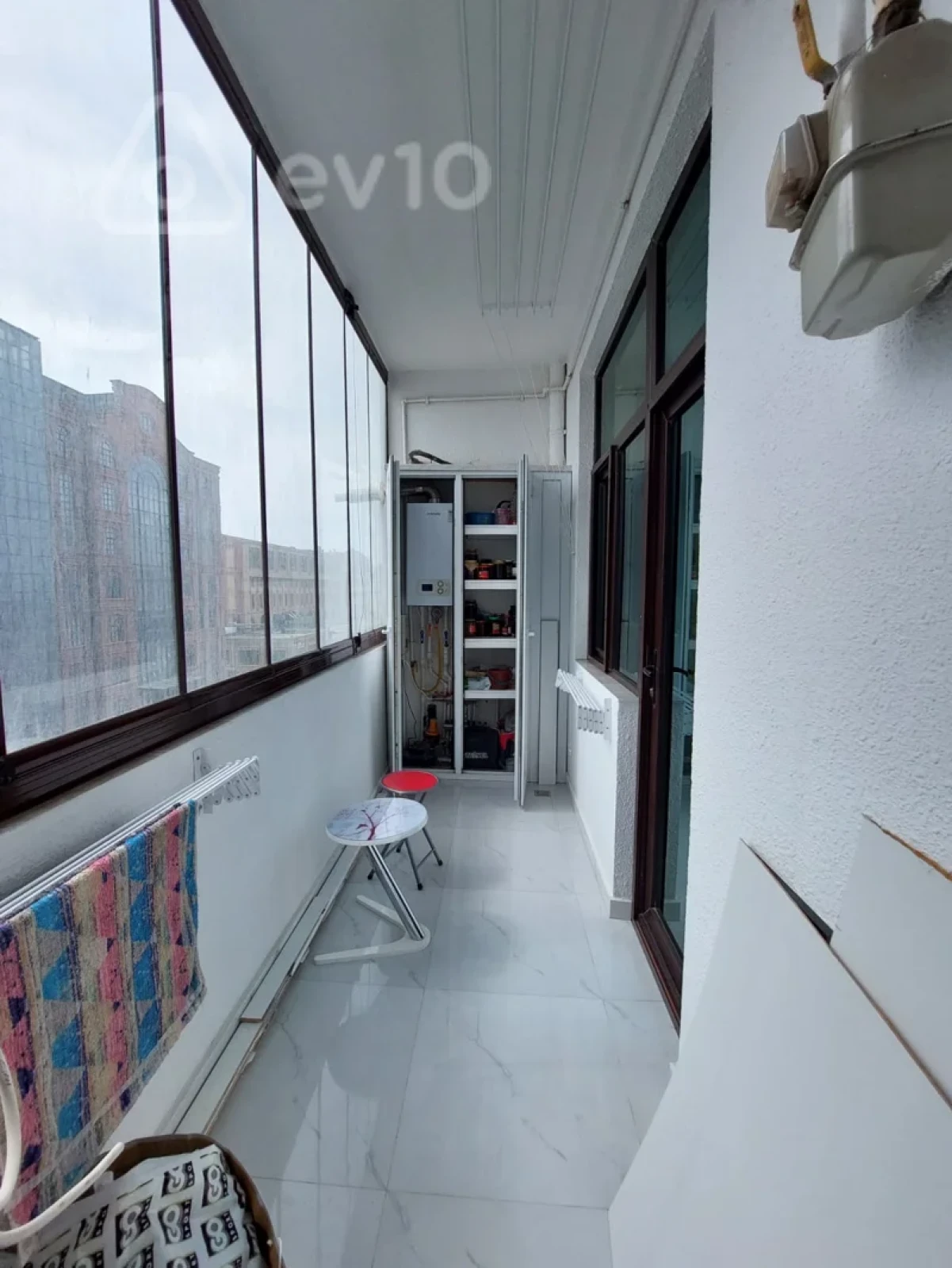 Satılır 3 otaqlı yeni tikili 105 m²