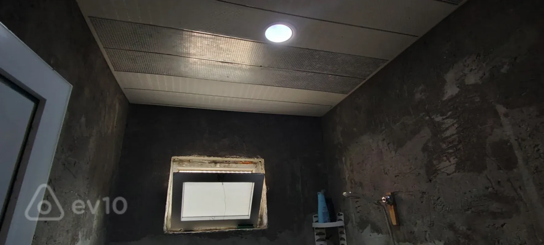 Satılır 4 otaqlı həyət evi 100 m²