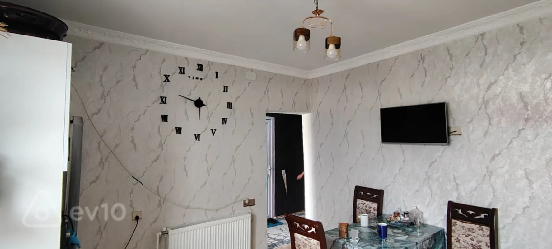 Satılır 4 otaqlı həyət evi 100 m²