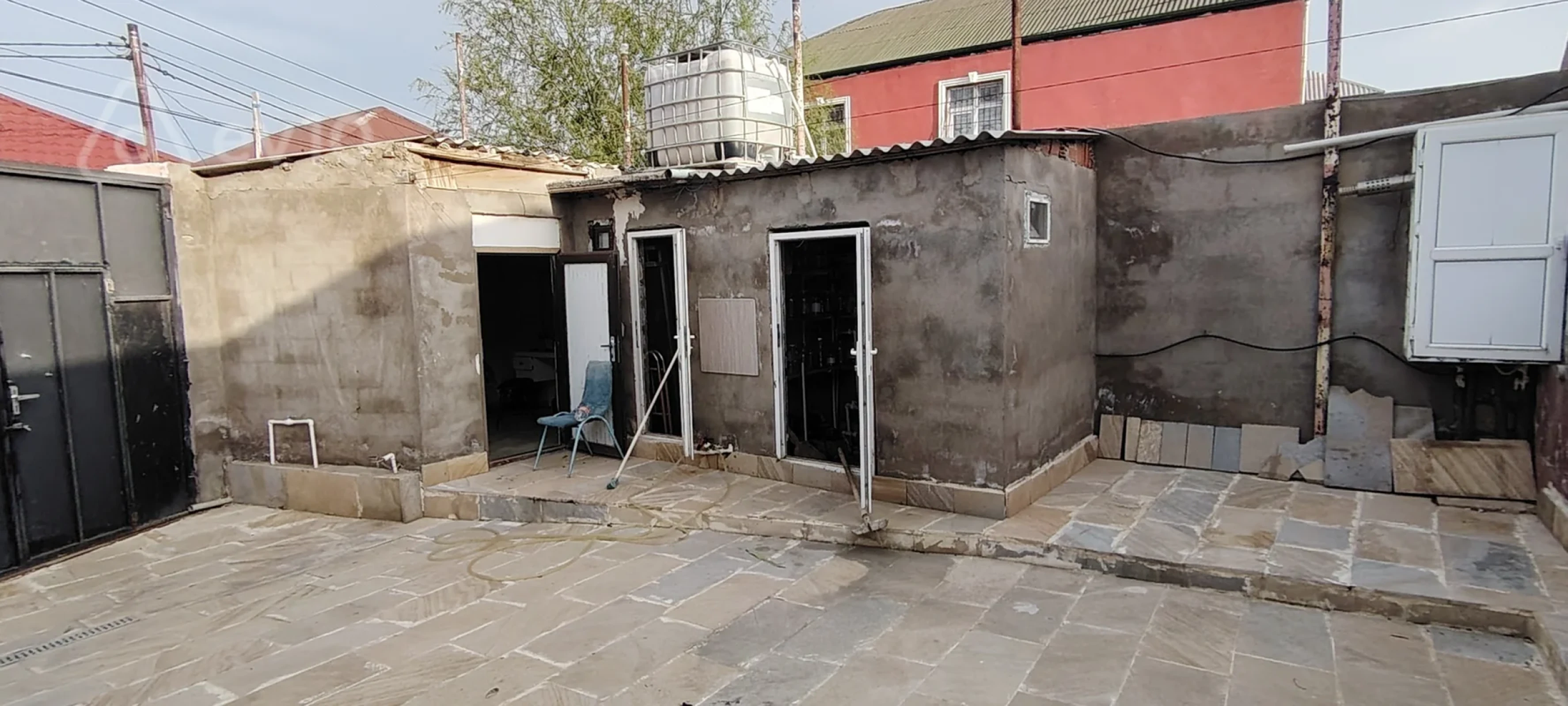 Satılır 4 otaqlı həyət evi 100 m²