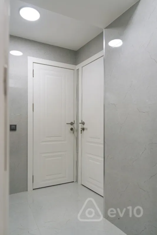 Kirayə verilir 5 otaqlı ofis 140 m²