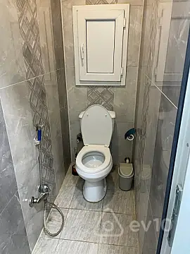 Kirayə verilir 1 otaqlı köhnə tikili 35 m²