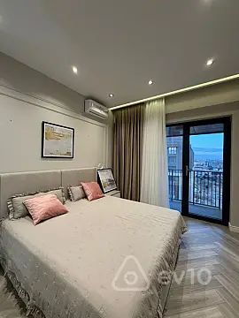 Kirayə verilir 2 otaqlı yeni tikili 68 m²