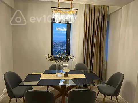 Kirayə verilir 2 otaqlı yeni tikili 68 m²