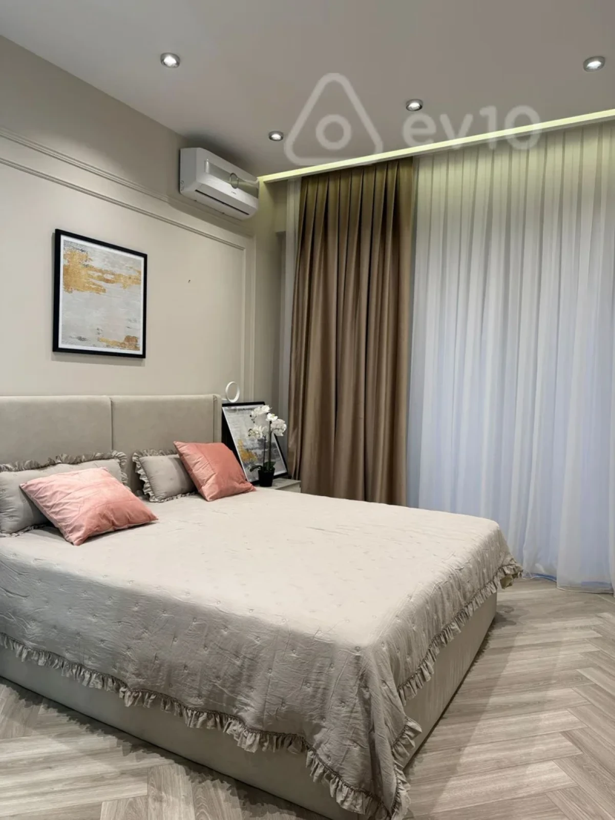 Kirayə verilir 2 otaqlı yeni tikili 68 m²