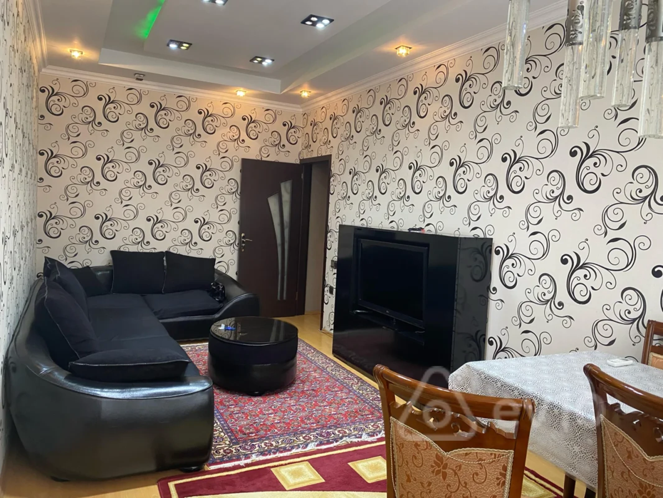 Kirayə verilir 3 otaqlı yeni tikili 78 m²