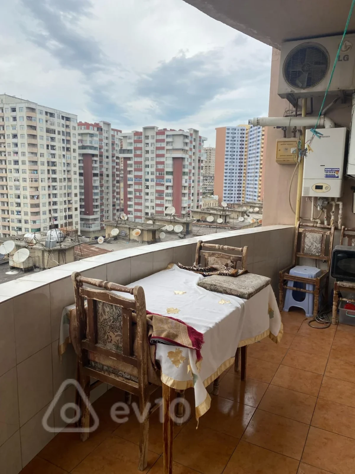 Kirayə verilir 3 otaqlı yeni tikili 78 m²