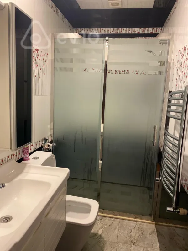 Kirayə verilir 3 otaqlı yeni tikili 78 m²