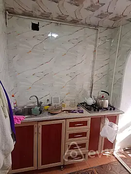 Satılır 1 otaqlı köhnə tikili 36 m²